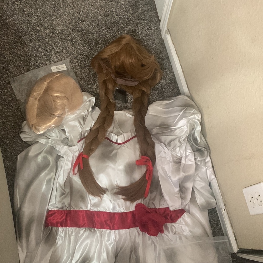 Anabelle Costume 2wigs